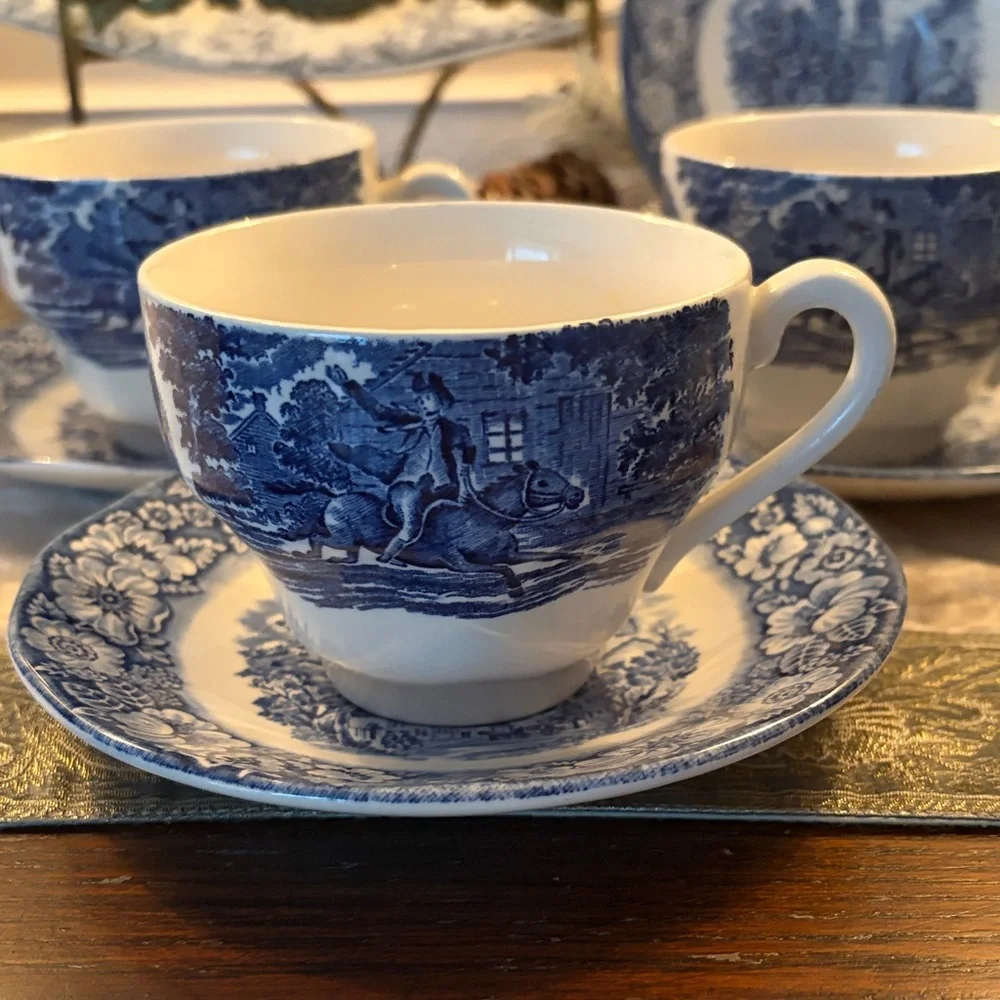 Liberty Blue and White Tea Set Made in England - Picture 2 of 9